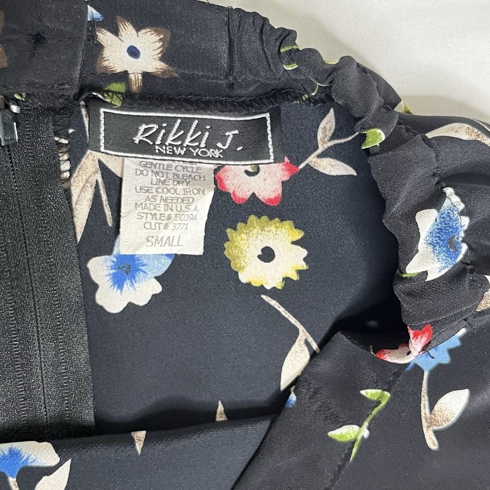 Rikki J Vintage 90s Floral Maxi Skirt Black Small Whimsigoth Prairie Modest Boho - Picture 6 of 9